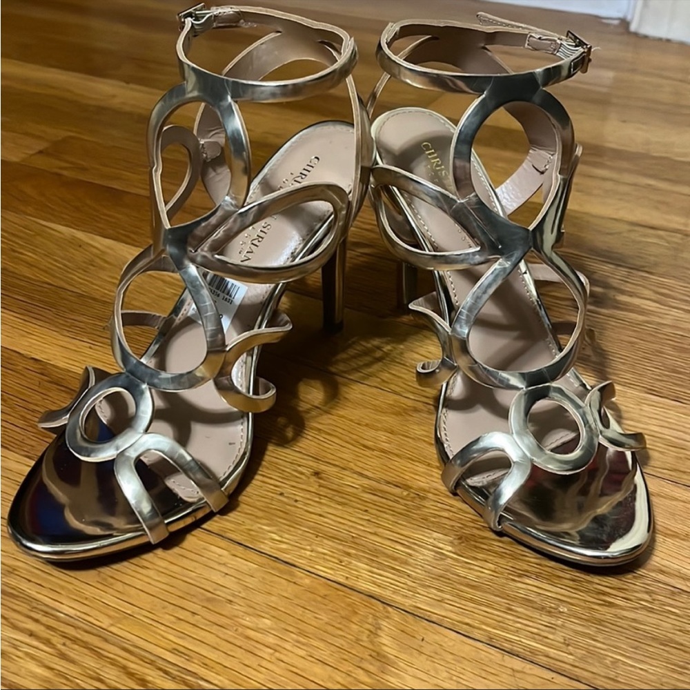 FINAL SUMMER SALE ❤️WORN ONE TIME 4 INCH HEEL ❤️